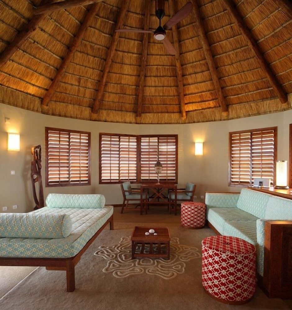 CORAL LODGE 19/50