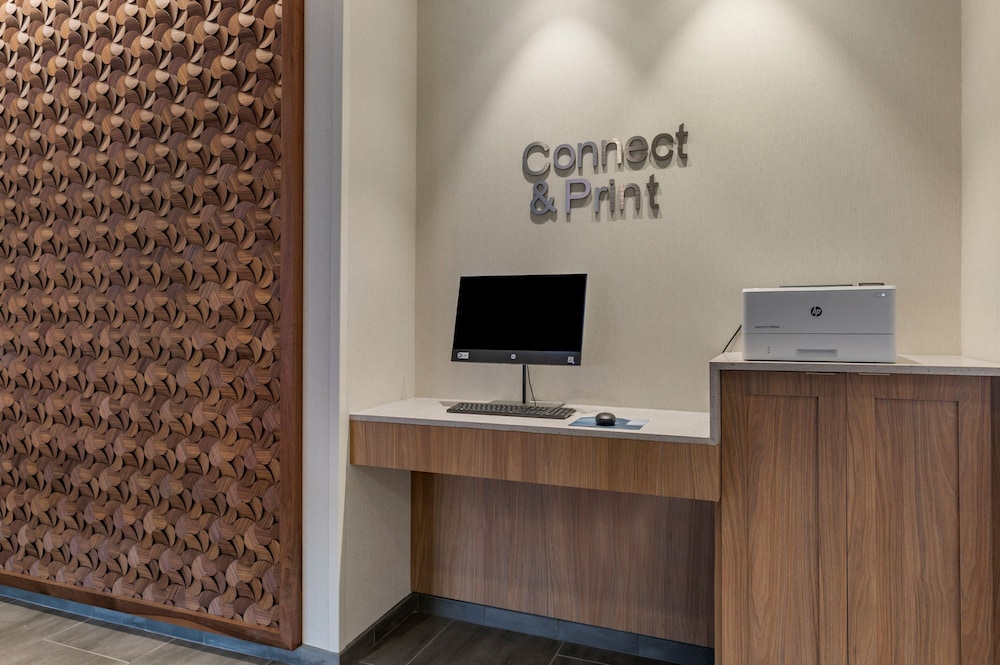 Fairfield by Marriott Inn & Suites Sandusky 43/49