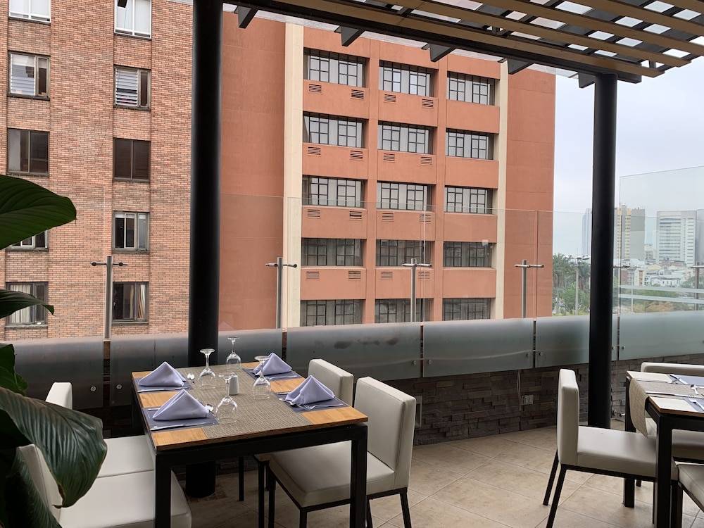 Hotel Dann Cali 42/55