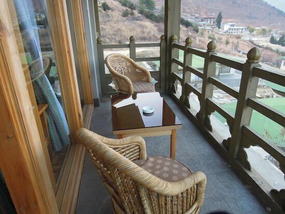 Khangkhu Resort 9/18