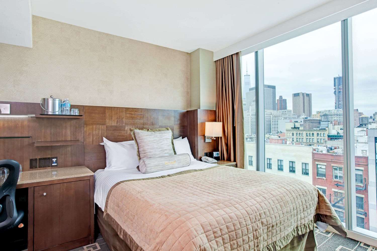 Wyndham Garden Chinatown Hotel 8/56