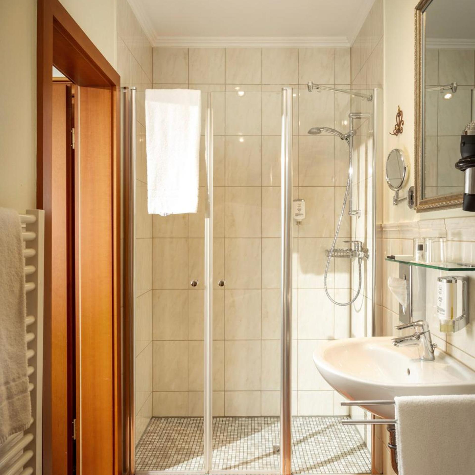Hotel Gasthof Hottl Deggendorf 49/50