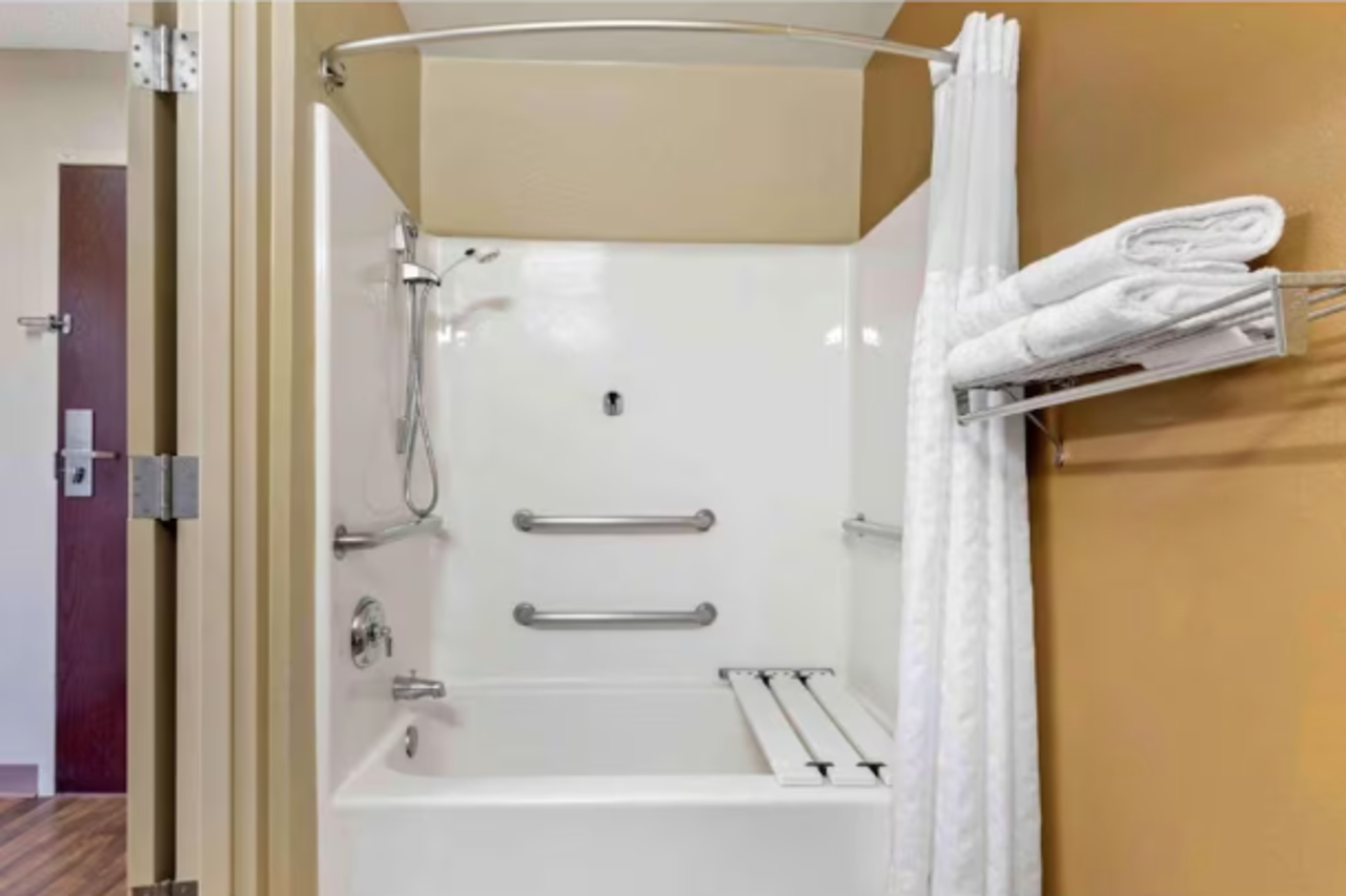 Motel6 Corporate Extended Stay Chicago Lisle IL 10/10