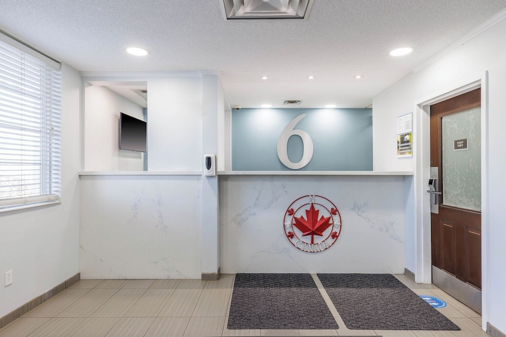 Studio6 Mississauga, ON - Toronto 8/58