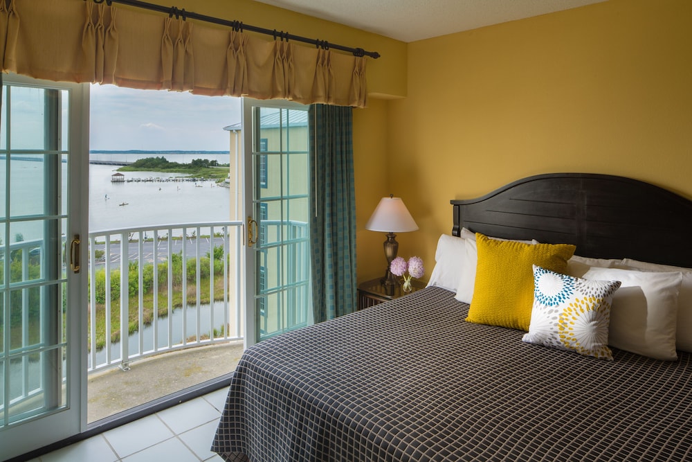 Coconut Malorie Resort Ocean City, an Ascend Collection Hotel 30/61