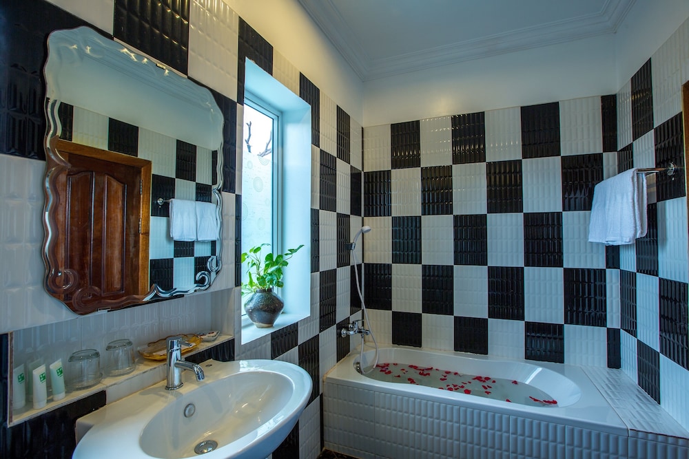 Asanak D'angkor Boutique Hotel 49/50