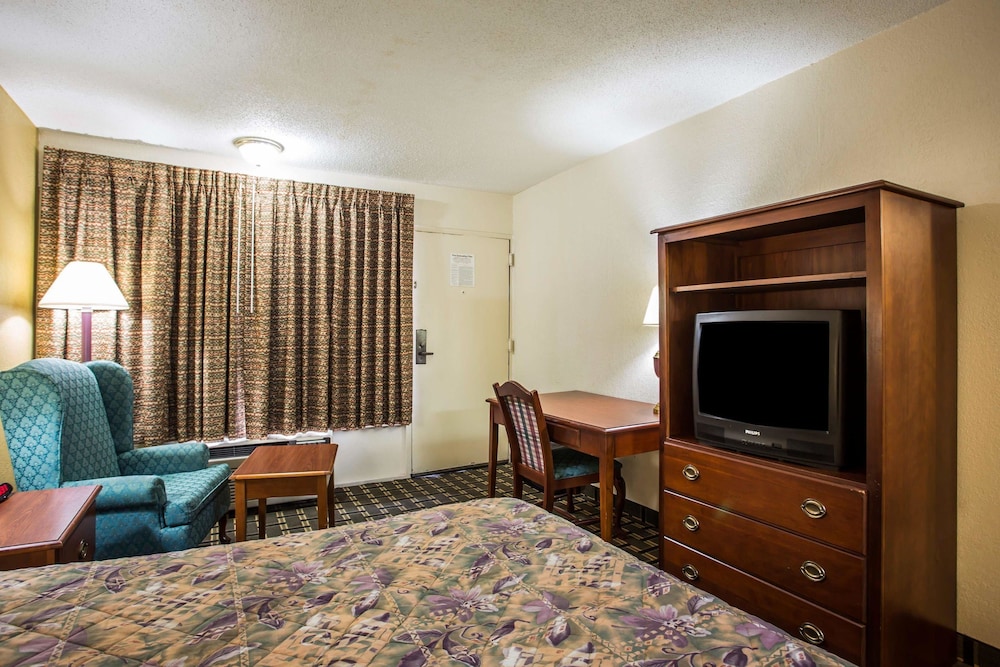 Econo Lodge Salisbury 30/49