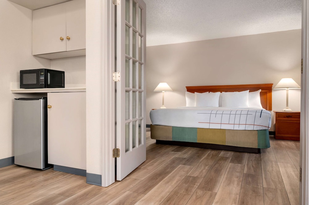 La Quinta Inn by Wyndham Columbus Airport Area 22/62