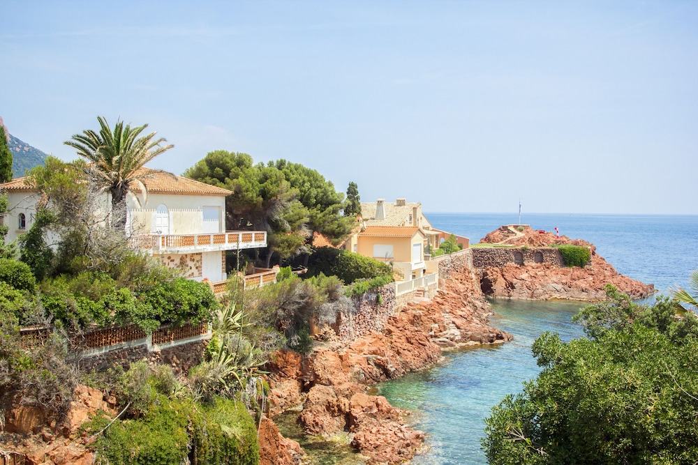 Village Club Les Mas De L'esterel 46/50