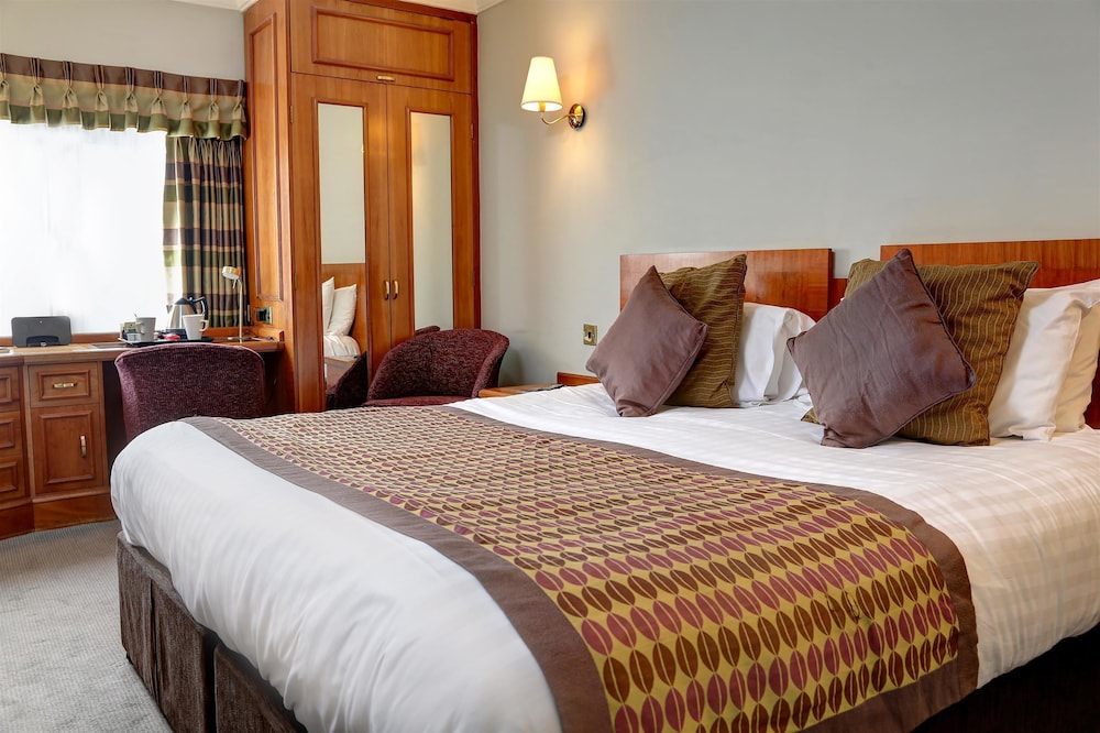 EXECUTIVE, DOUBLE BED