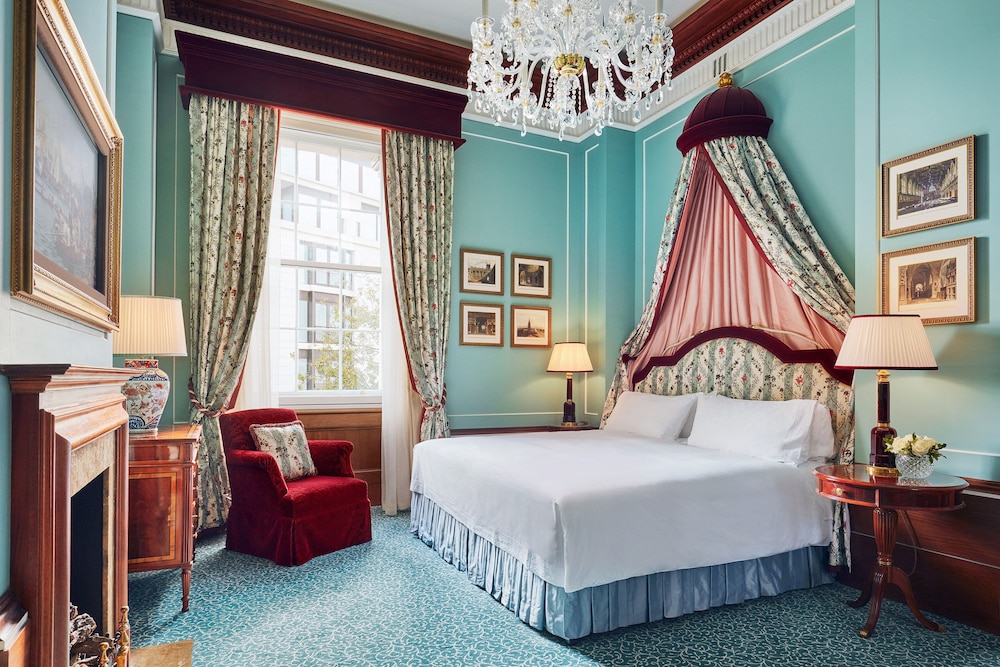Buckingham, Suite, King Bed