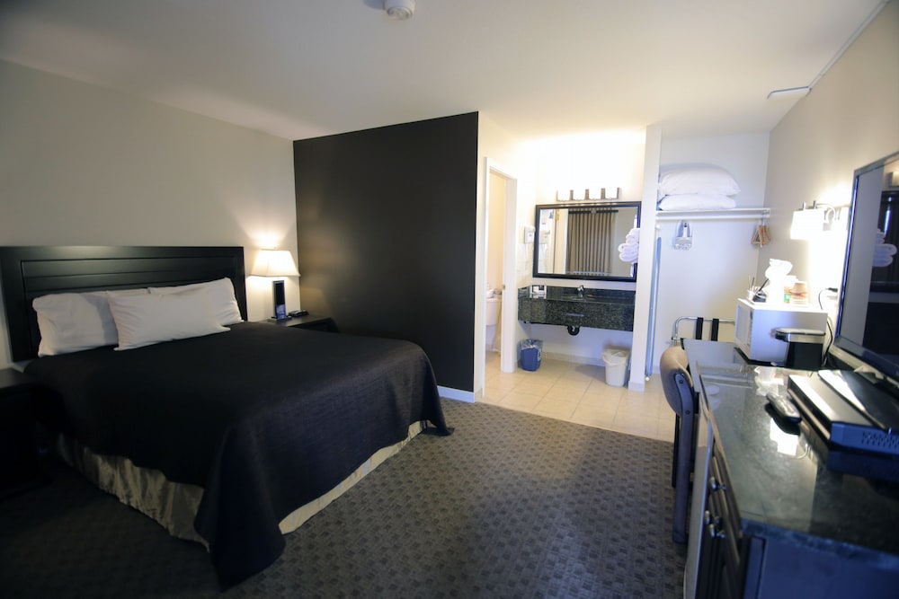 Travelodge By Wyndham Kamloops Mountview 28/69