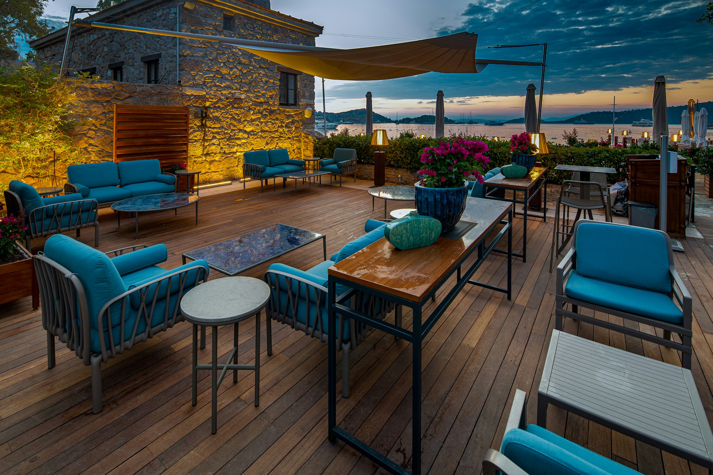 Divan Bodrum 39/58