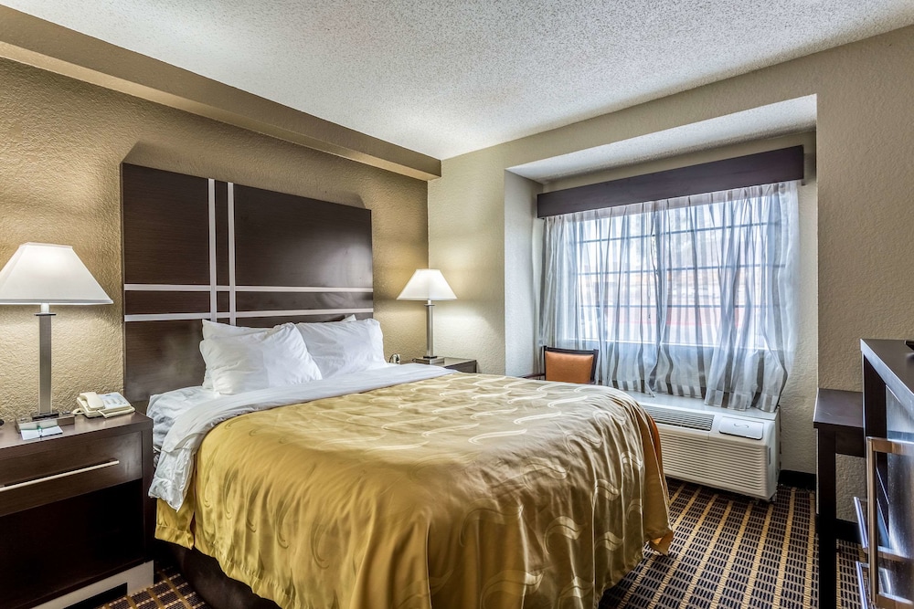 Quality Inn and Suites El Paso I-10 20/43