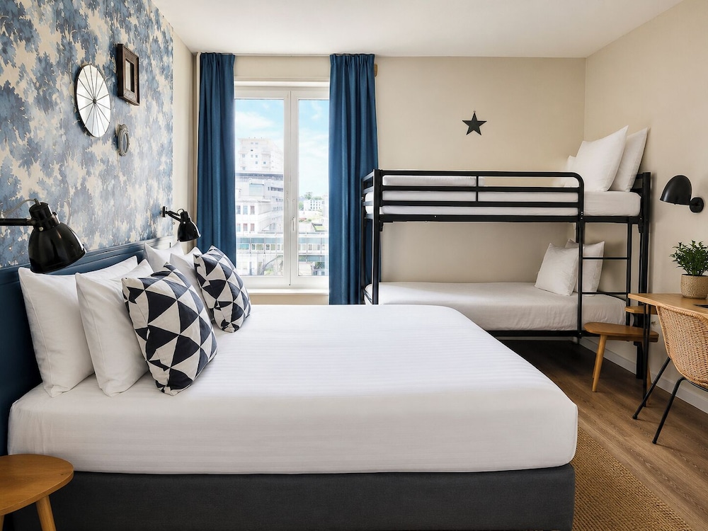 Hotel Stanley by HappyCulture (ex Coeur de City Hotel Nancy Stanislas) 12/48