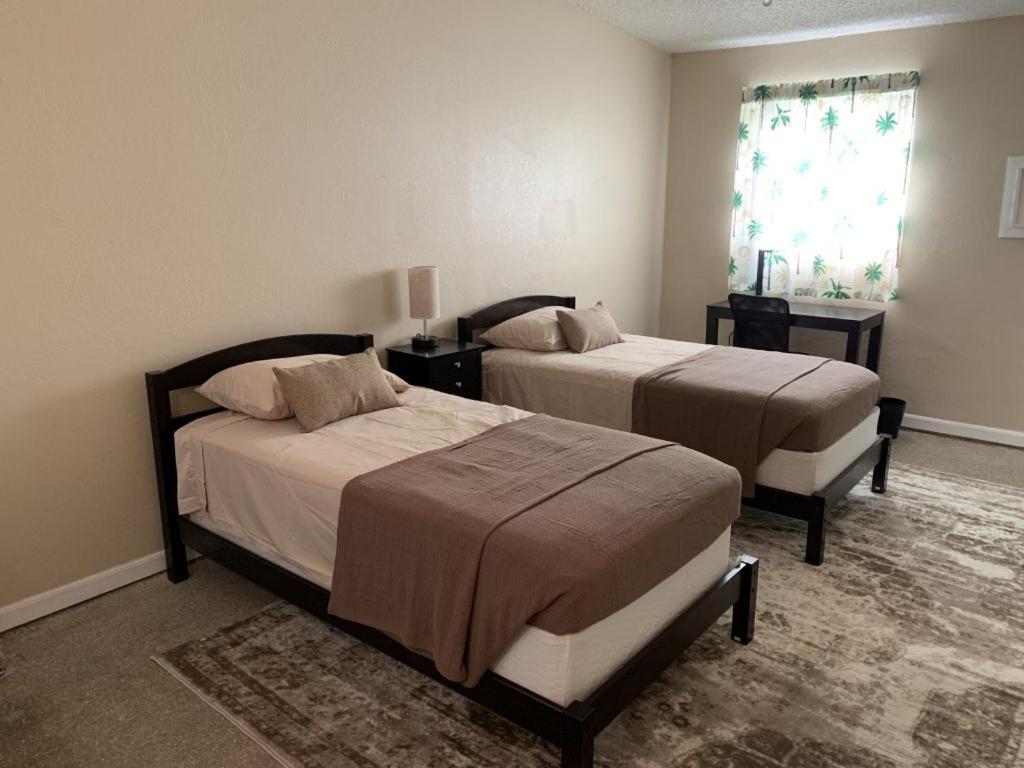 Sebastian Gardens Inn & Suites 7/20