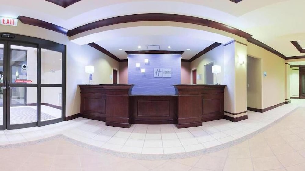 Holiday Inn Express Hotel And Suites Chicago Arpt Area West Ohare 14/46