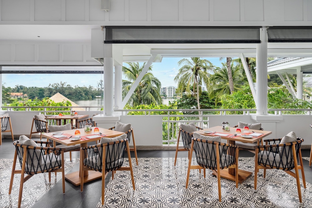SAii Laguna Phuket 57/70