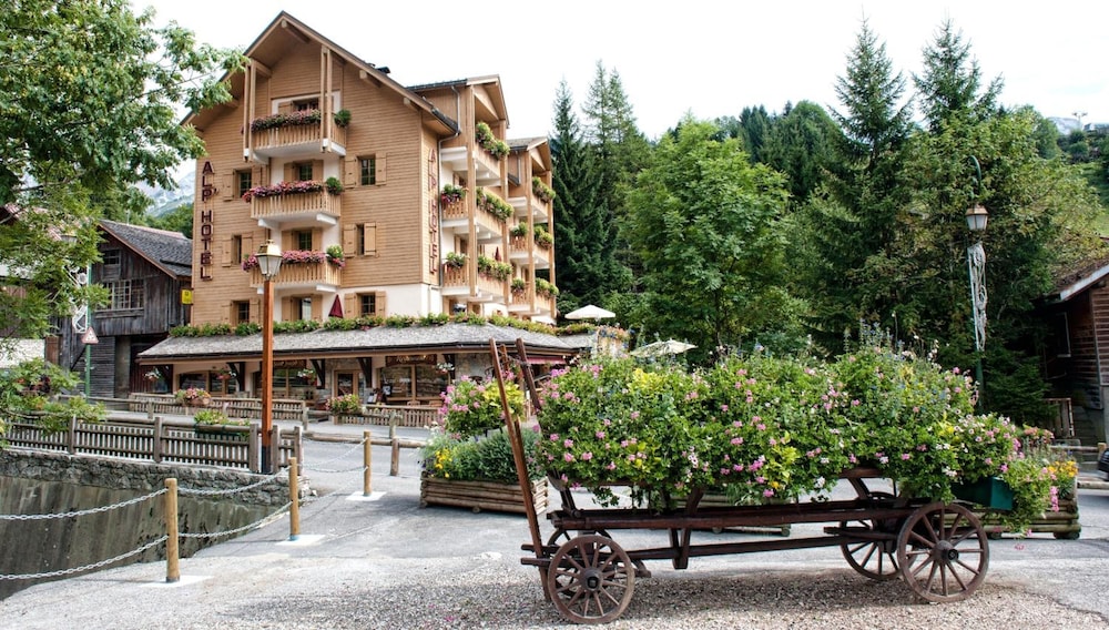 ALP'HOTEL 6/42