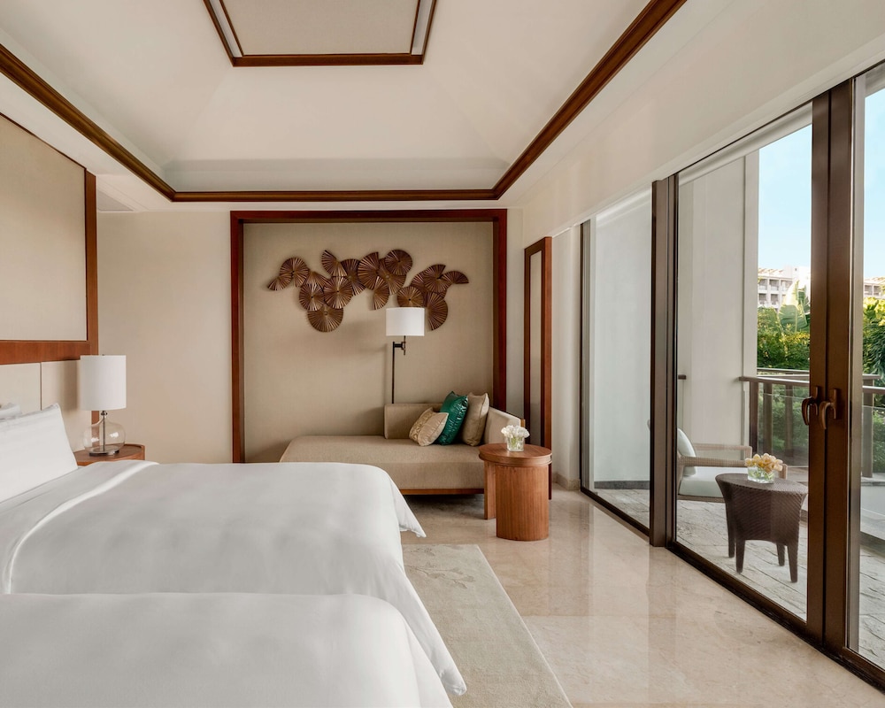 Shangri-La Sanya 13/48
