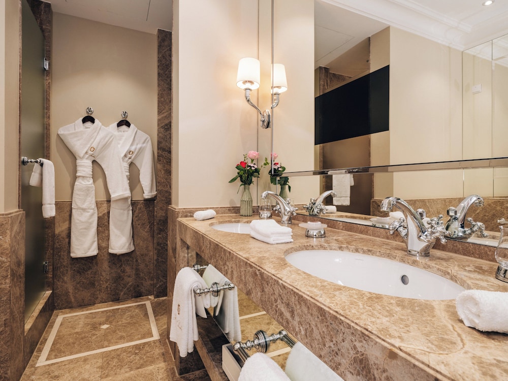 جناح عائلي بسريرين كينج بإطلالة، Hotel Sacher Salzburg 6/7