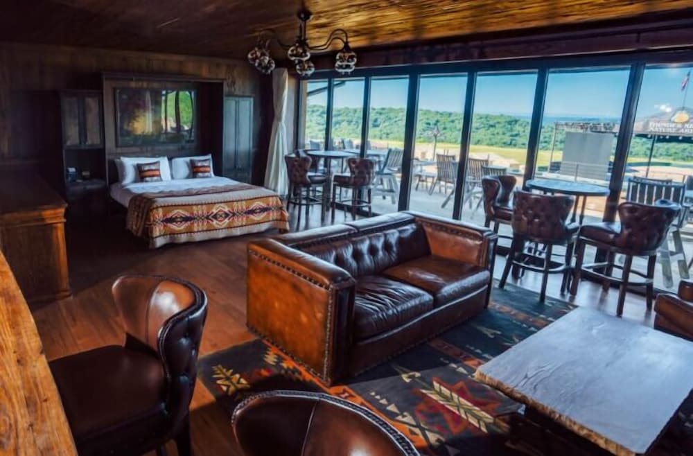 Big Cedar Lodge 48/66