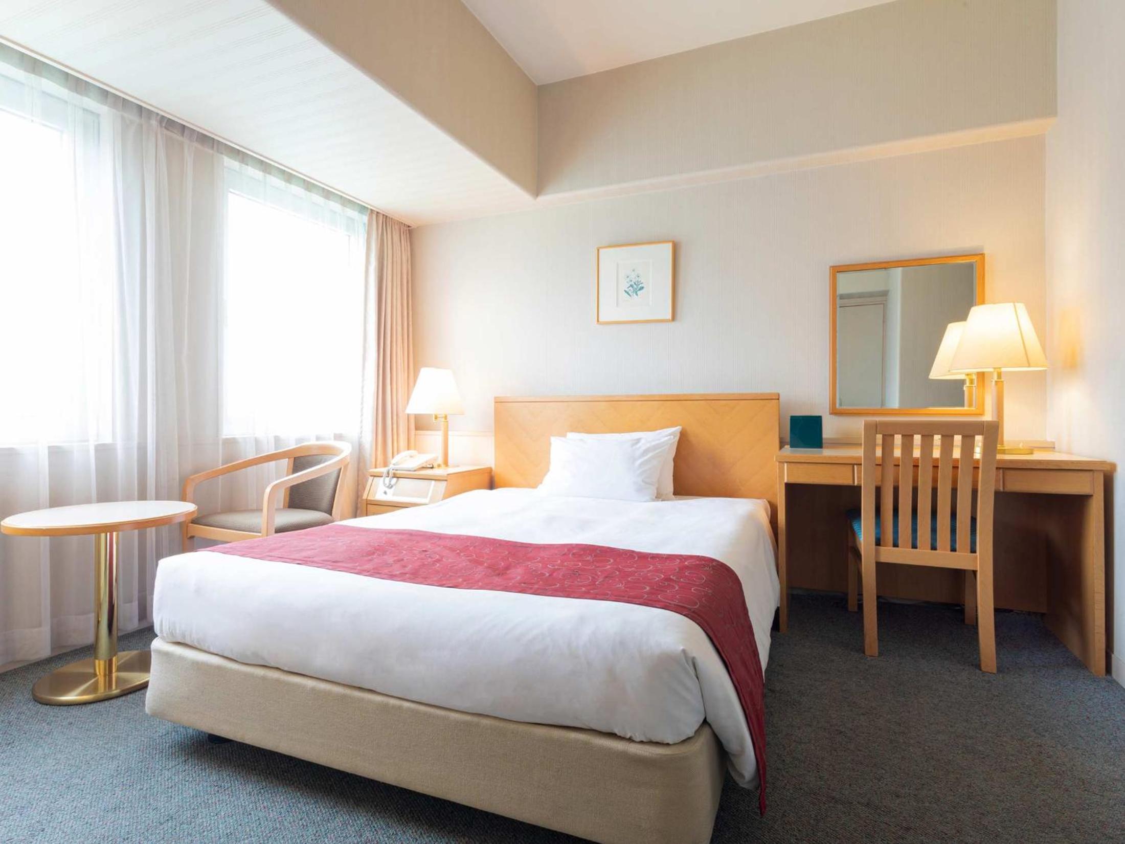 Semi Room, Semi Double Bed