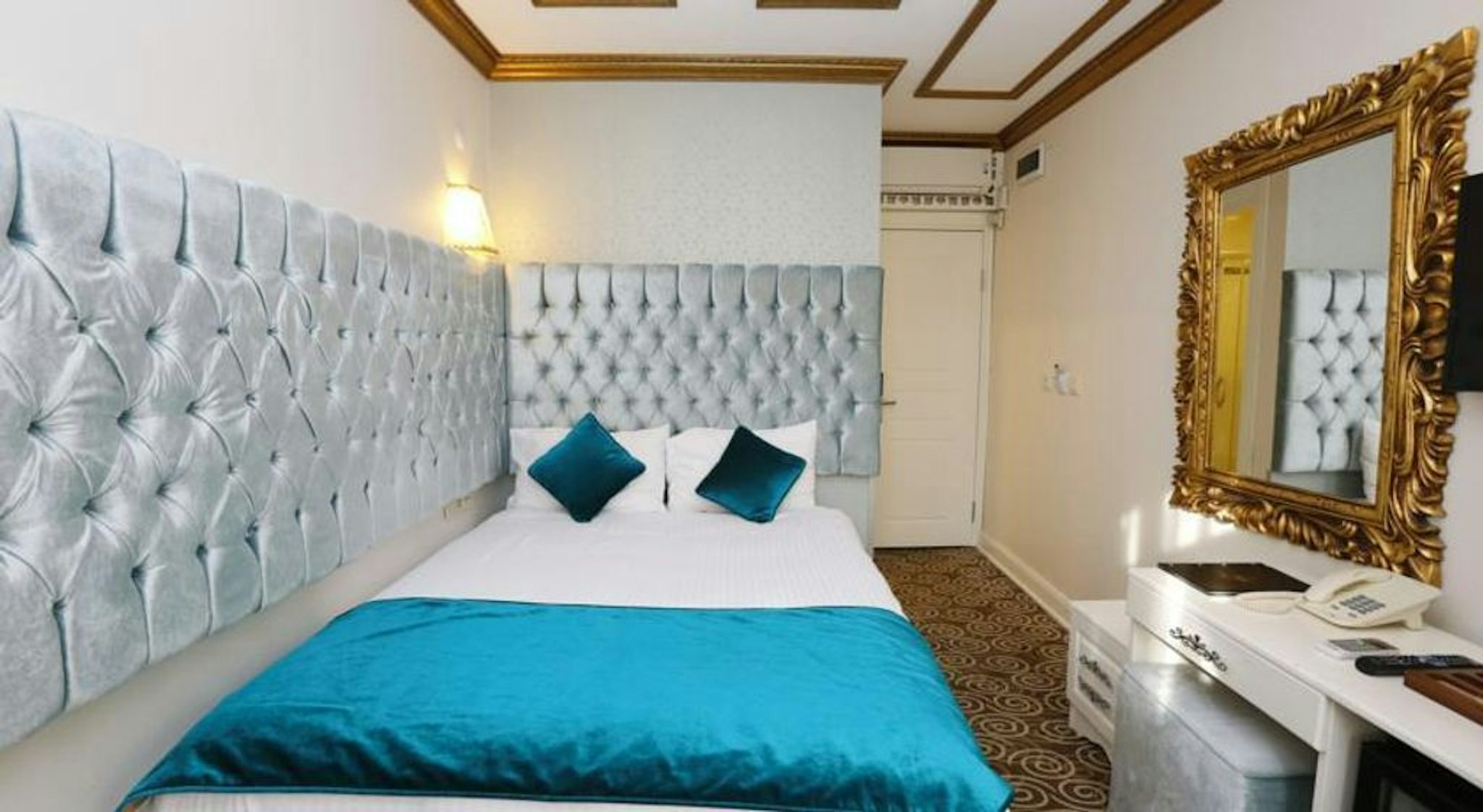 Room, Single