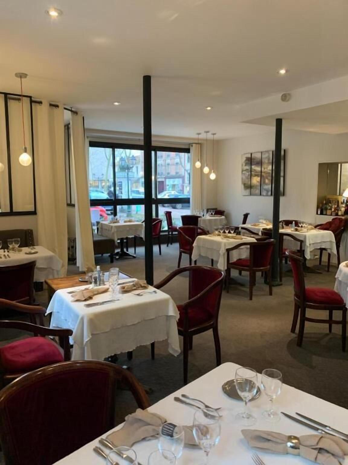 Hotel Paris Vesinet 17/29