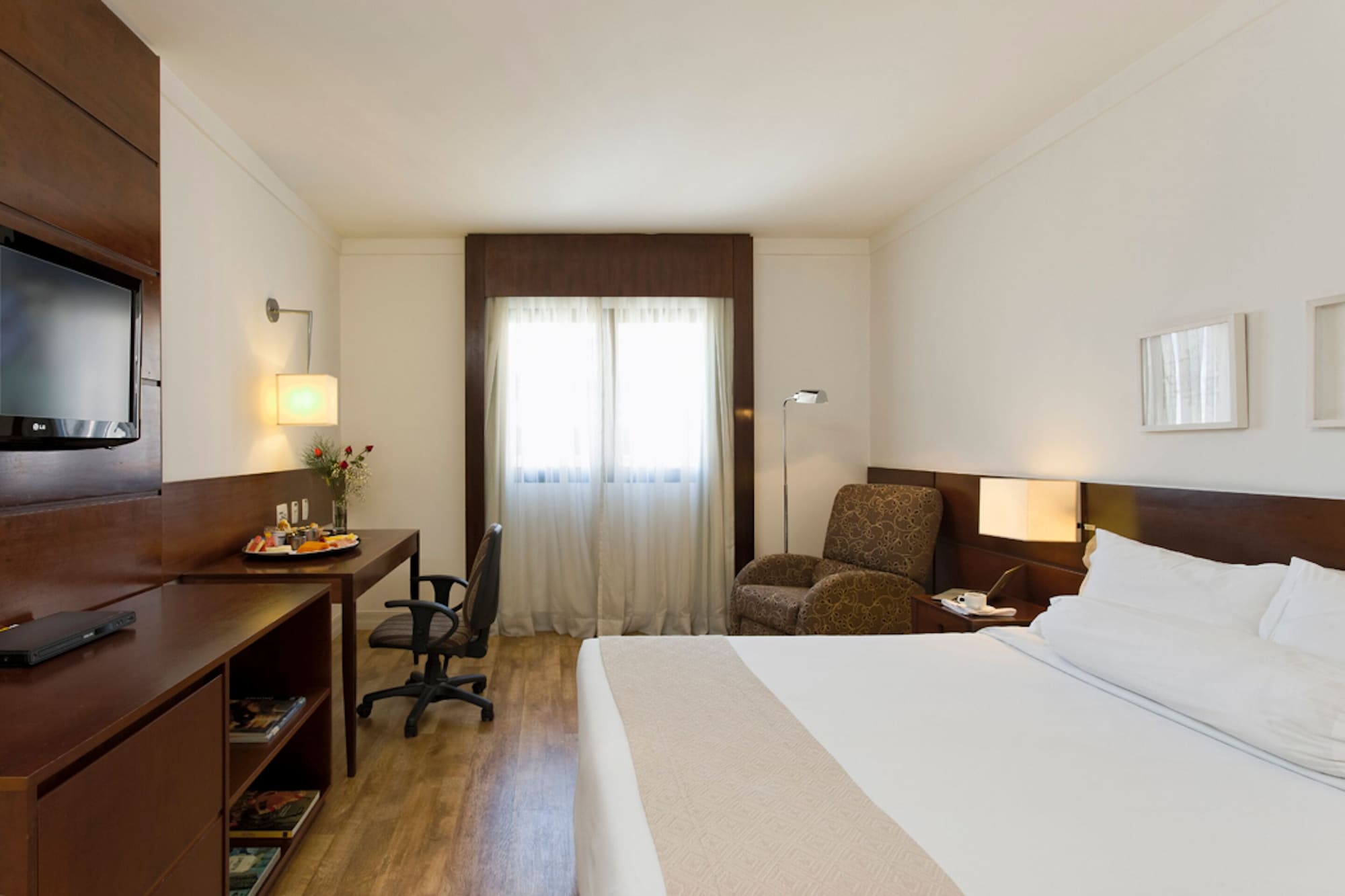 LUXURY, DOUBLE BED