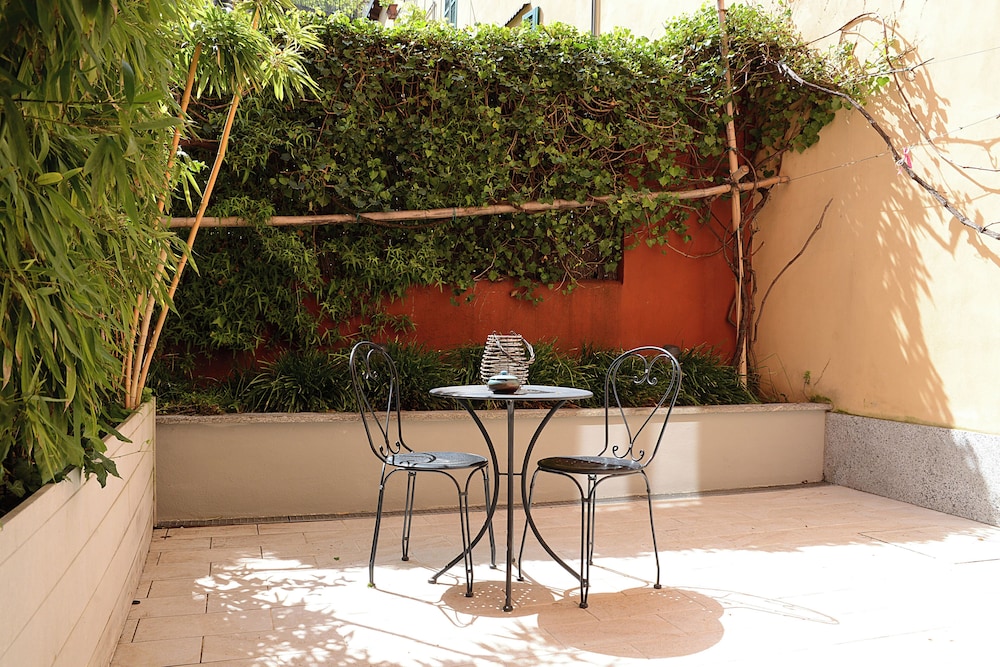 BORGO ANTICO HOTEL 66/69