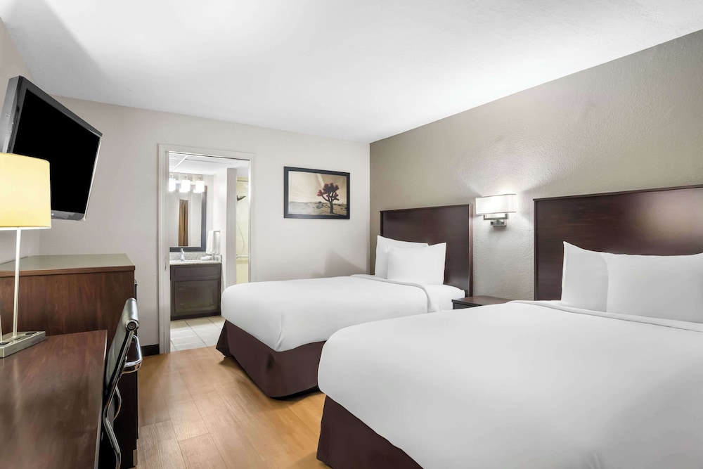 ROOM, 2 DOUBLE BEDS, ACCESSIBLE
