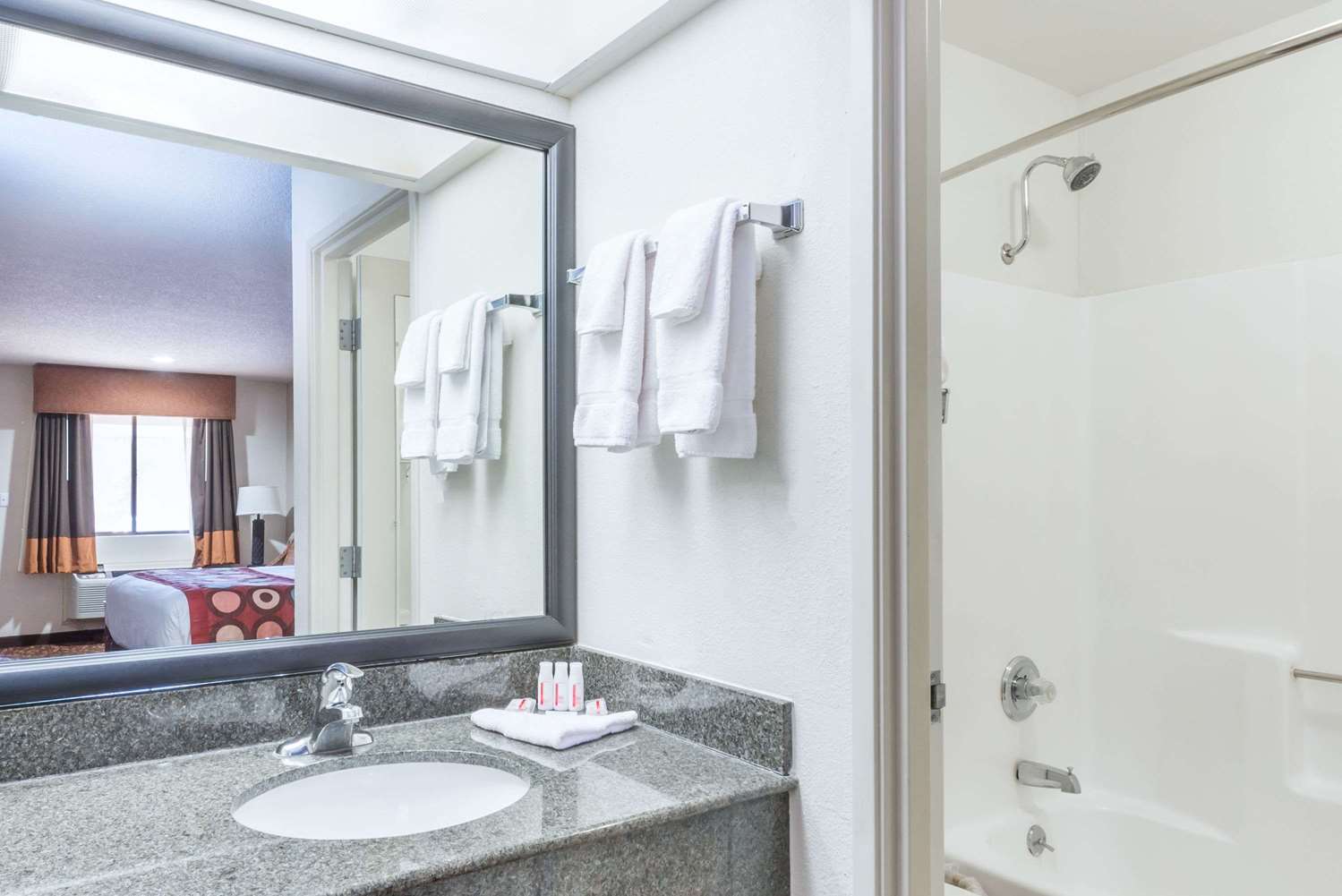 SureStay Plus by Best Western Cannon A.F.B. 25/27