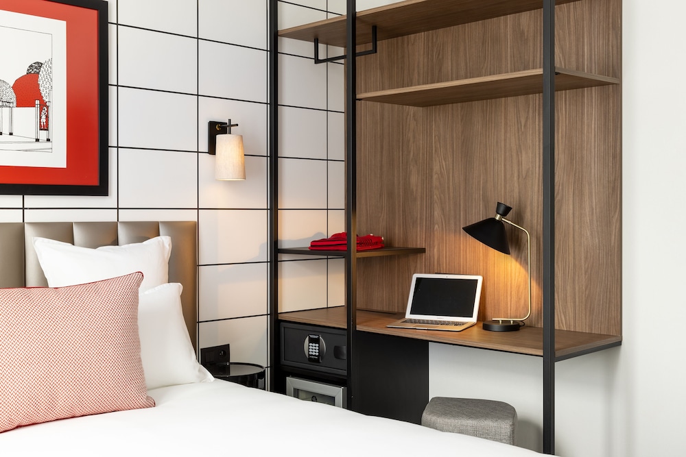 Hotel Moderniste 6/47