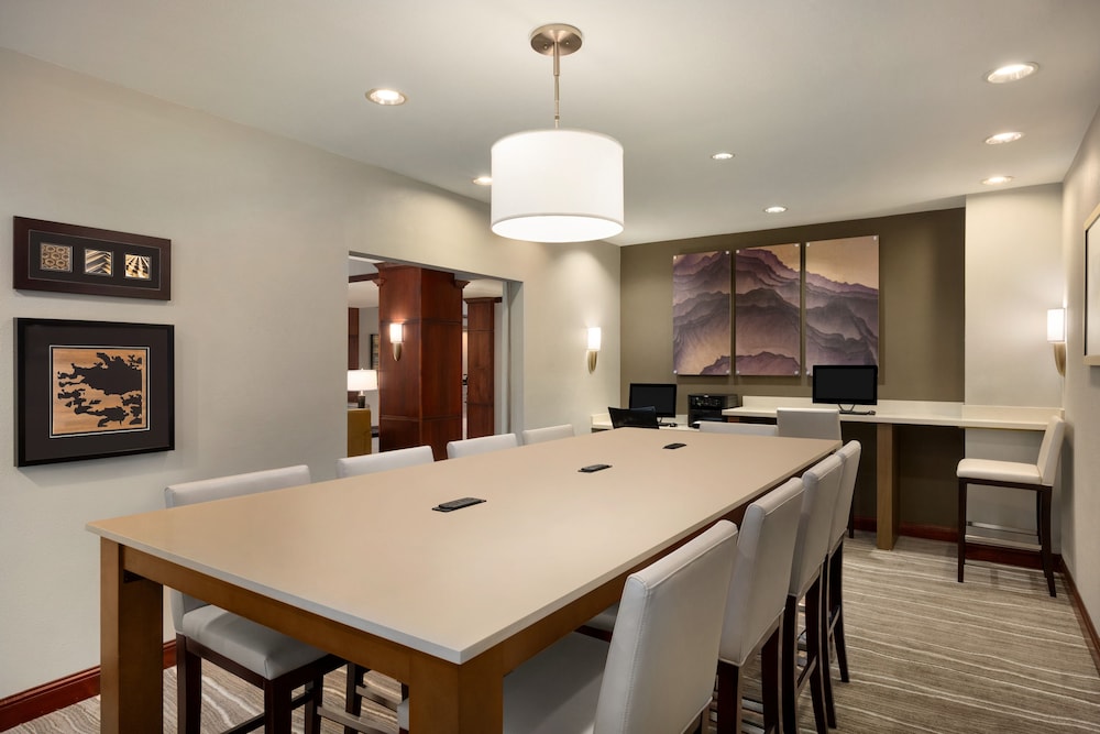 Staybridge Suites Tampa East Brandon 50/54