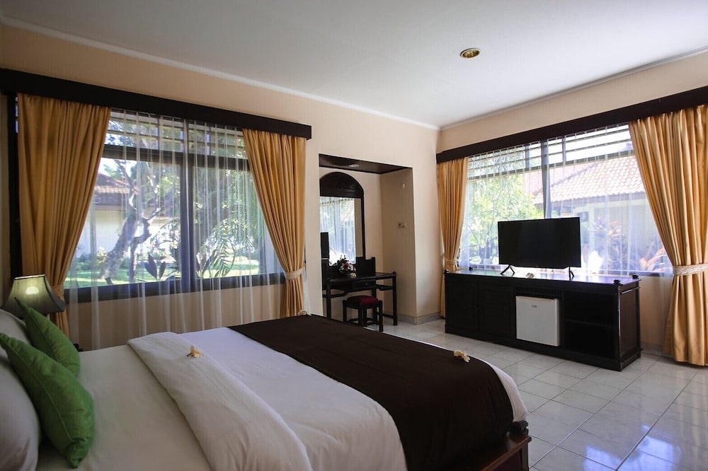 New Sunari Lovina Beach Resort (ex Kutus Kutus Sunari Beach Resort) 18/49