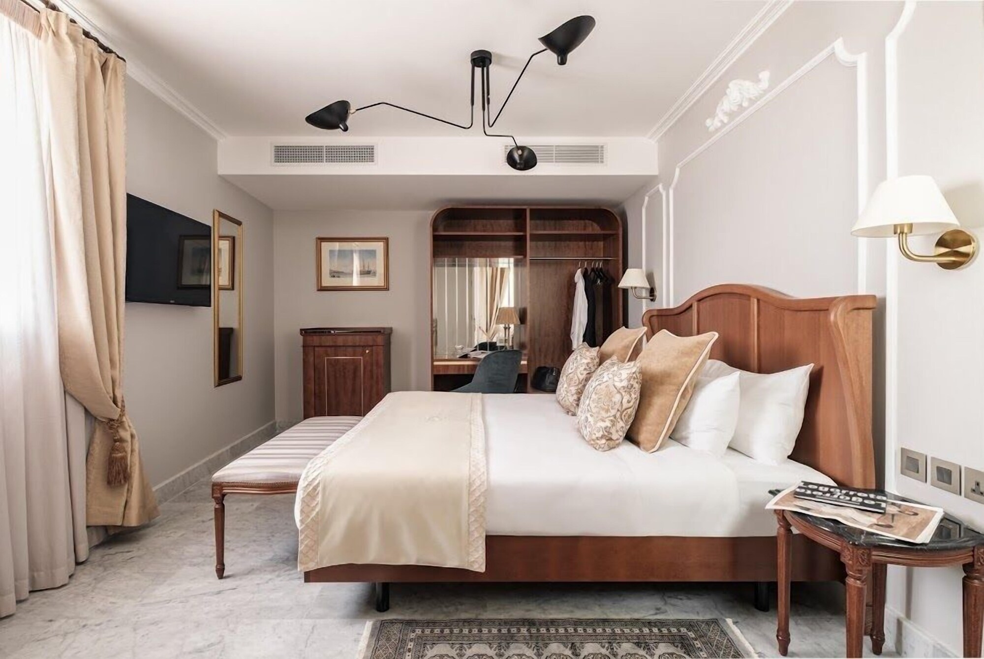 CLASSIC, DOUBLE OR TWIN BED