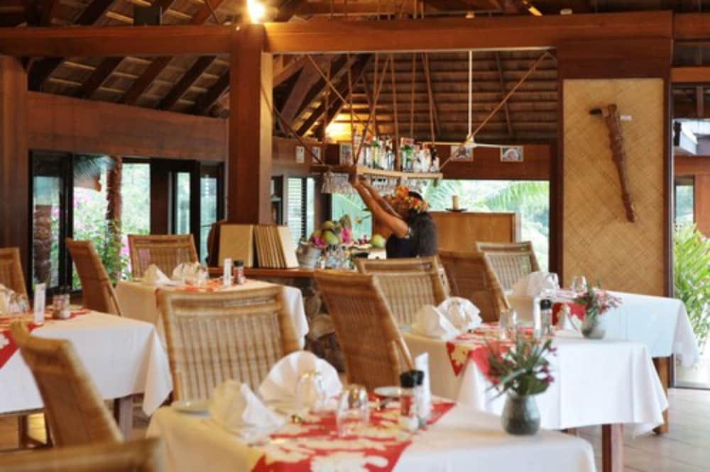 NUKU HIVA KEIKAHANUI PEARL LODGE 39/56