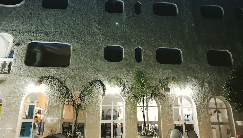 Hotel Caraibisiaco Sul Mare 4/50