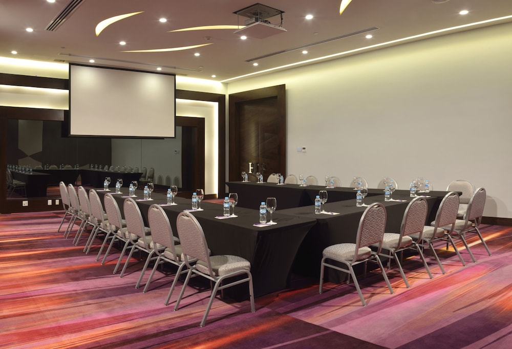 HS HOTSSON Hotel Silao 52/58