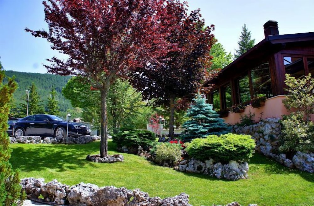 Hotel Bucaneve 34/40