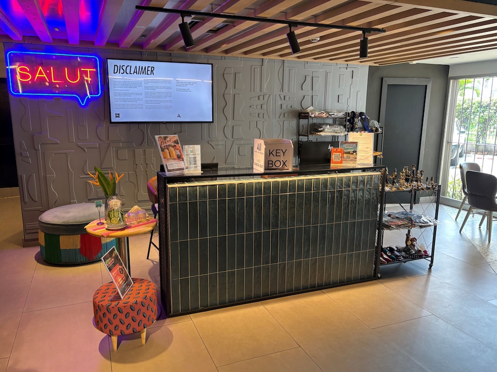 Ibis Styles Abidjan Marcory 10/65
