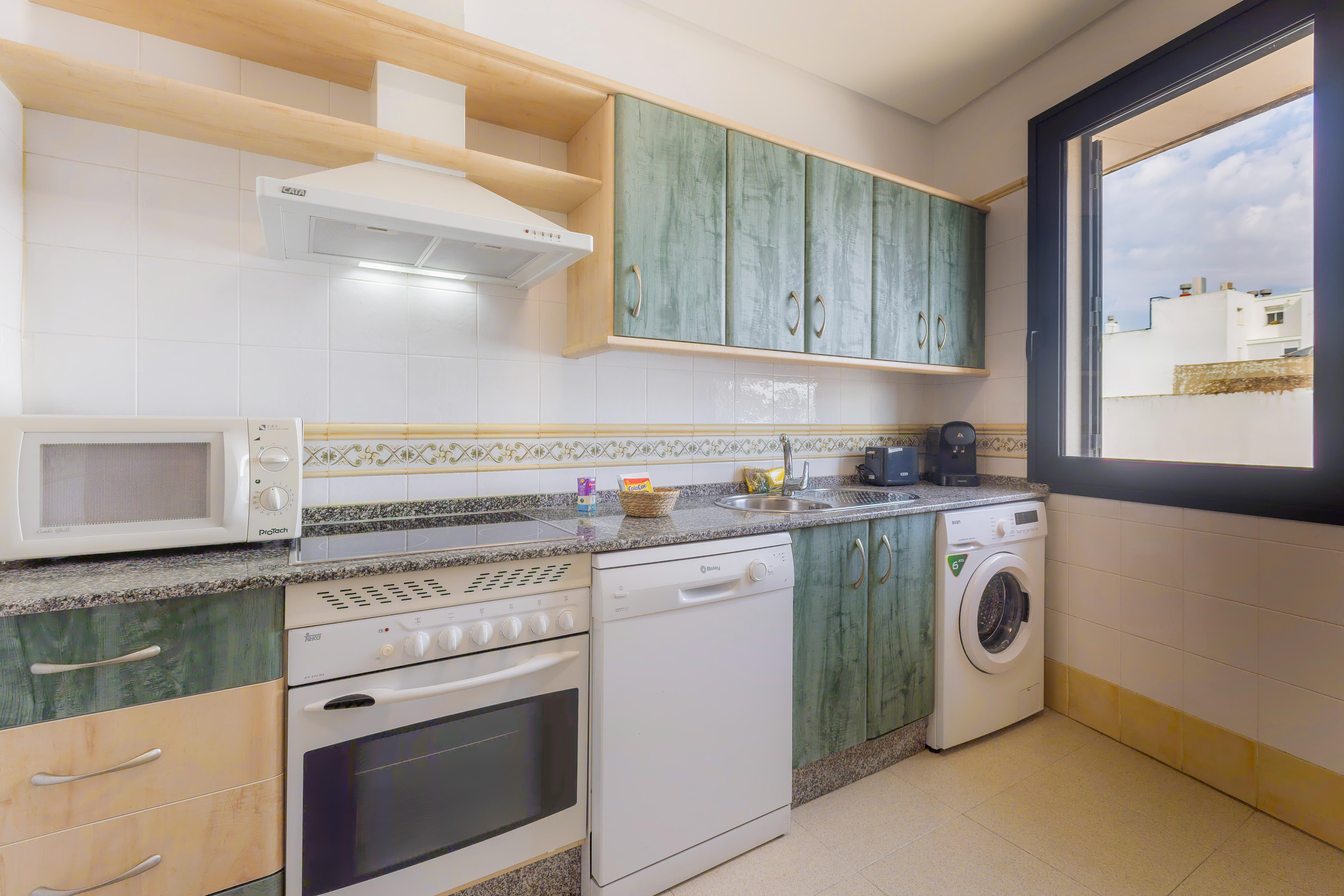 Apt Blueseas Bahia Marina 56/58