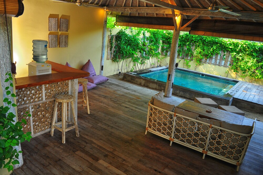 LES VILLAS OTTALIA GILI MENO 40/50