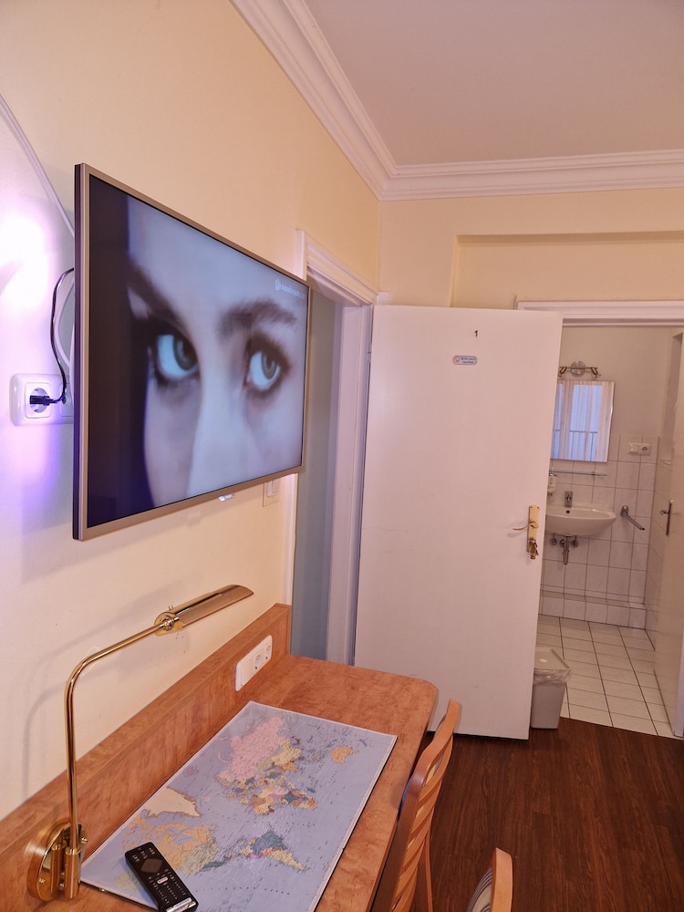Hotel Wikinger Hof Hamburg 27/30