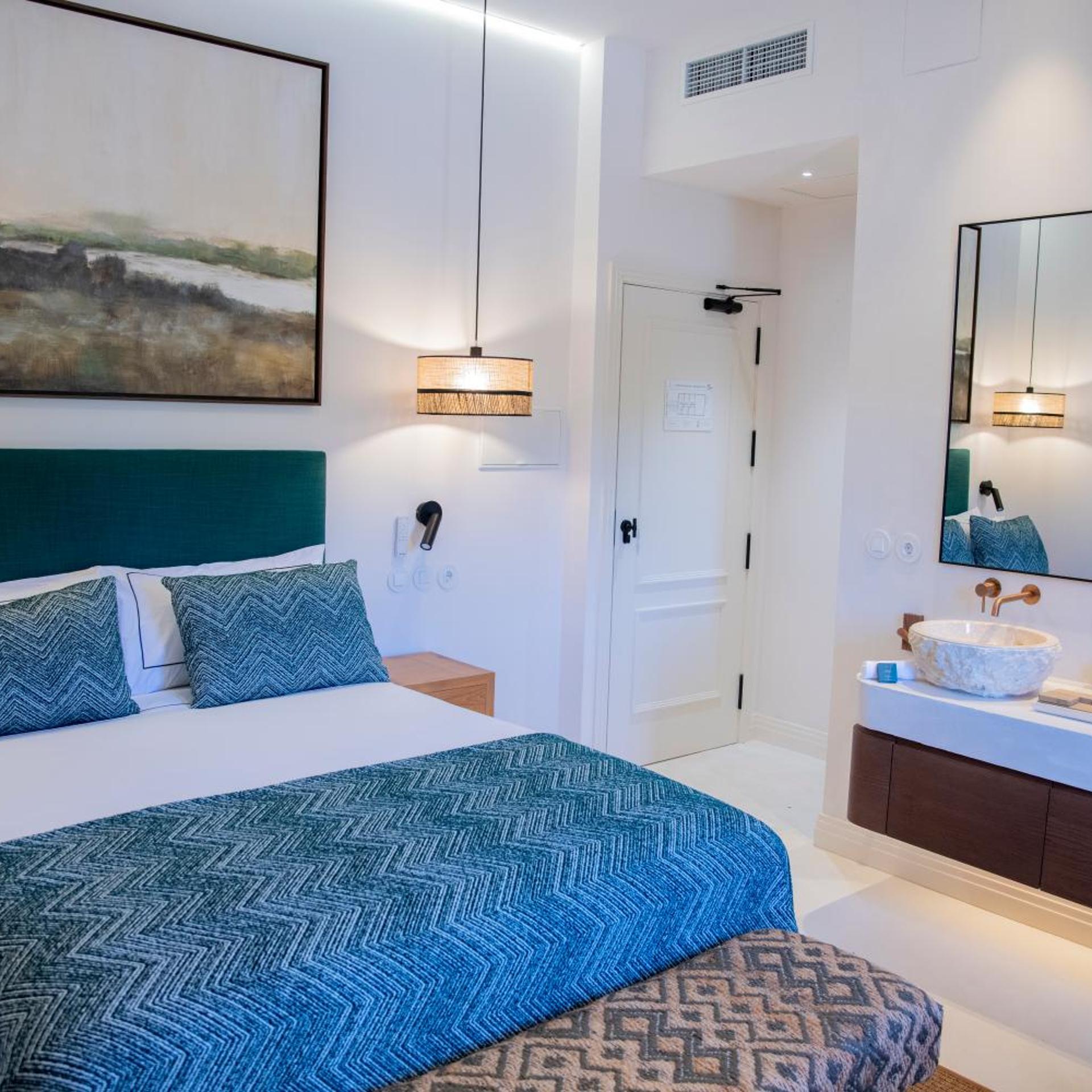 CORBELLA HOTEL 20/50