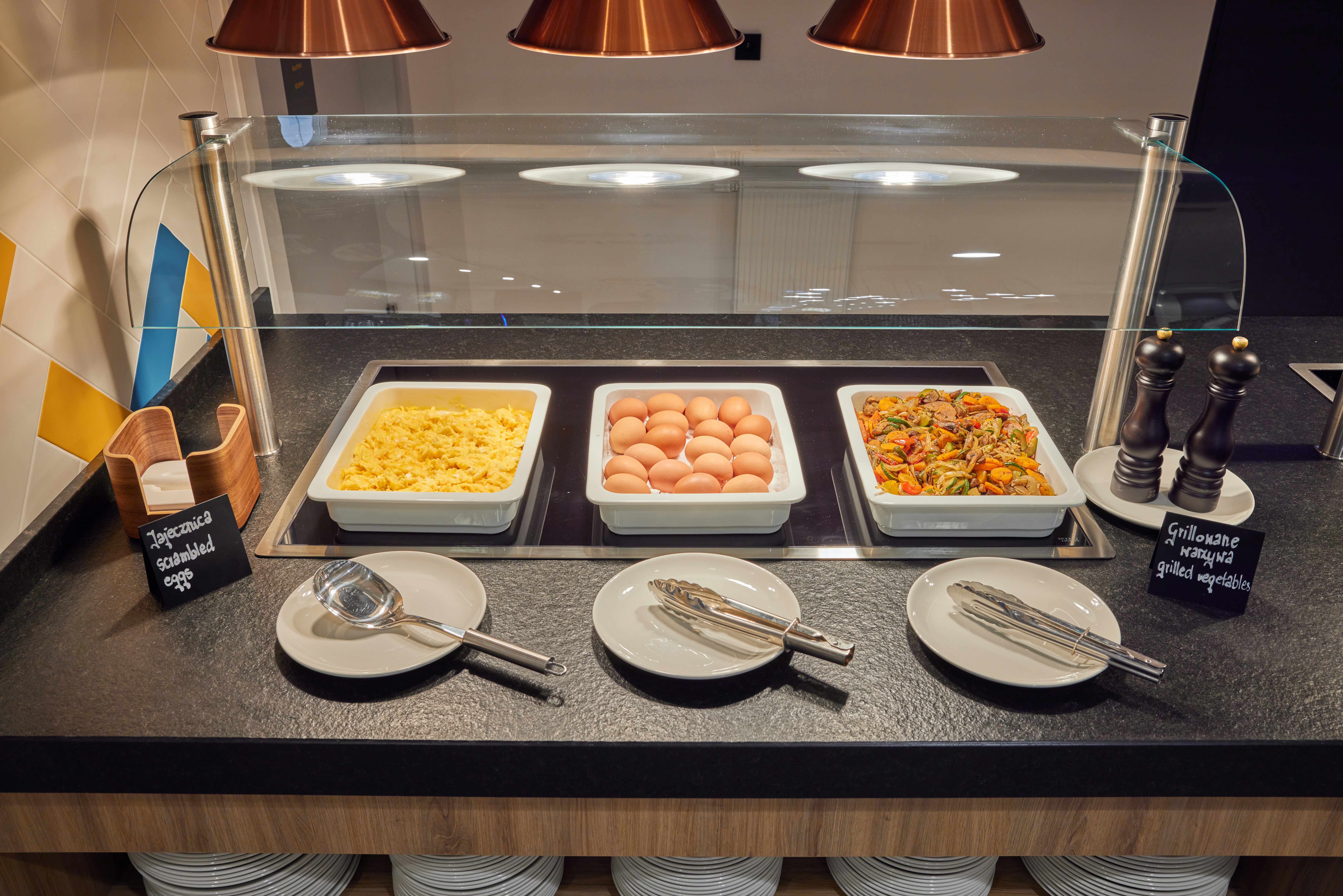 Hampton by Hilton Poznan Swarzedz 11/26