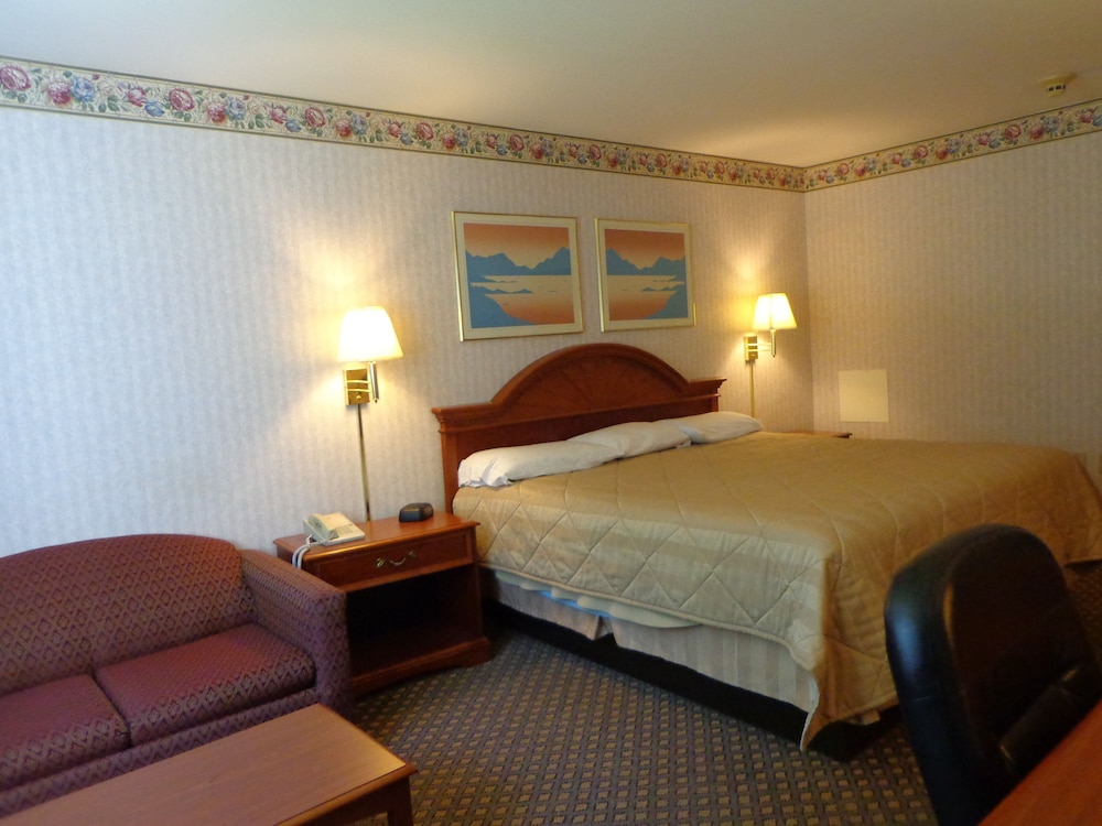 Rodeway Inn Milford - I-84 24/38