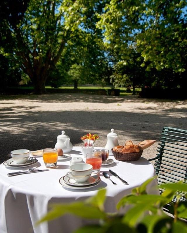 Chateau Des Alpilles 33/50