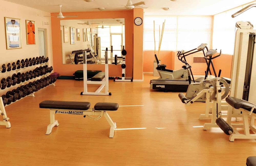 Plaza Real Suites Hotel 40/59